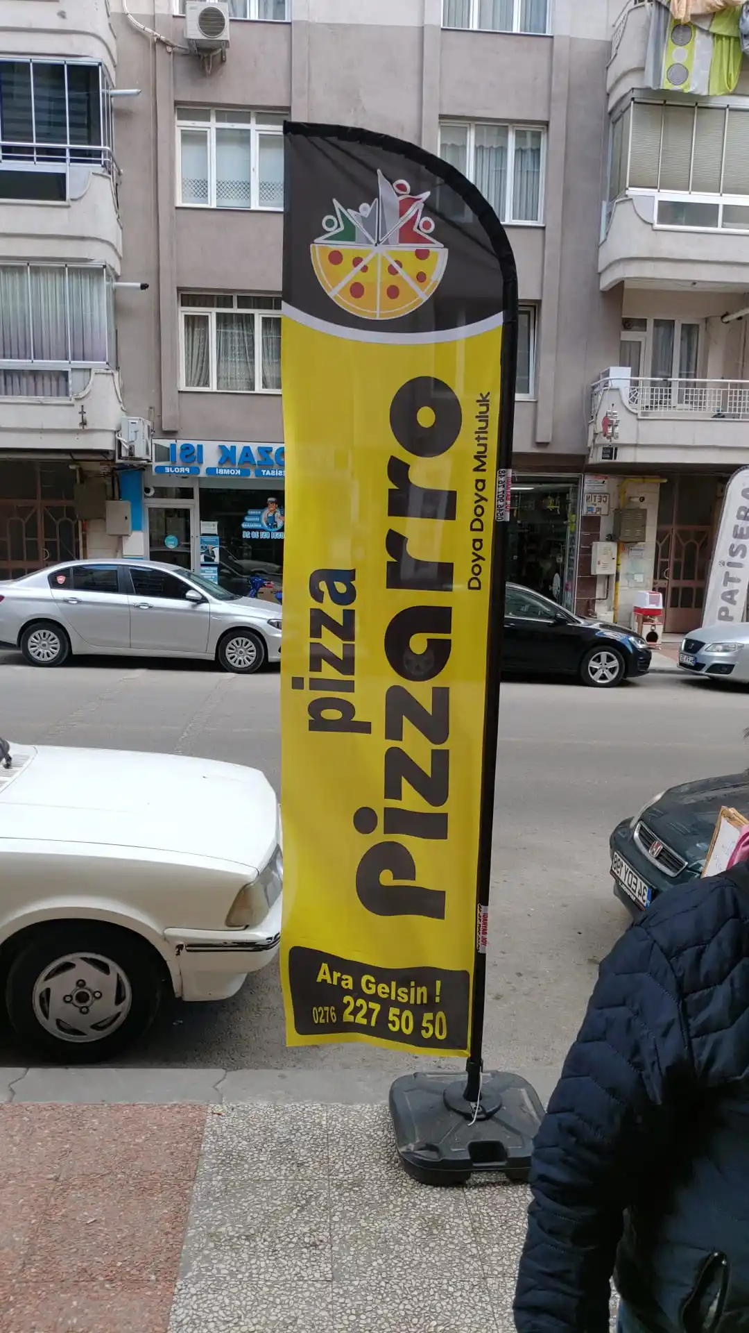 Pizzacı Yelken Bayrağı-2